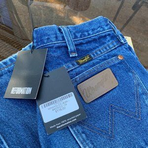 WRANGLER x REFORMATION JEAN -- Size 24, 25 Bronco